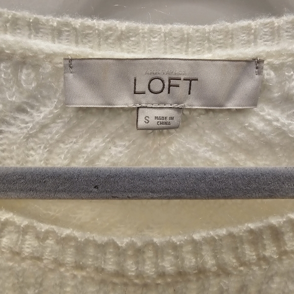 LOFT Sweater - Picture 4 of 4